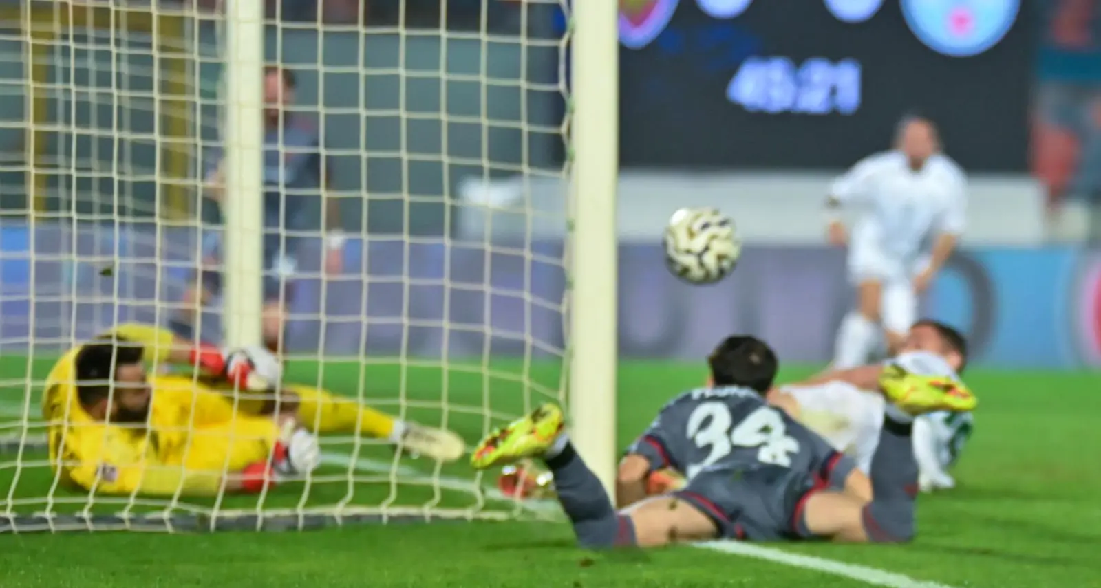 Cosenza ko col Monopoli, emergono limiti strutturali: sogni di vertice ridimensionati\n