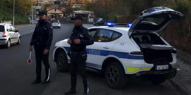 Vibo, il bilancio 2025 della Polizia locale: controlli a 360 gradi e oltre 115 persone deferite\n