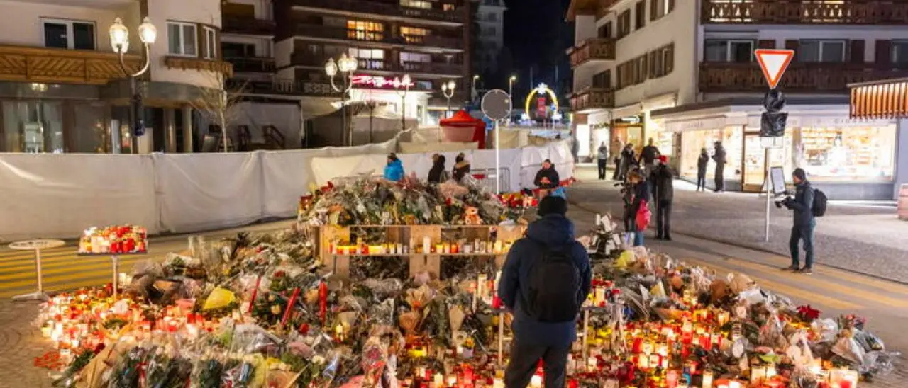 Il rogo a Crans-Montana, l’ammissione del Comune: «Nessun controllo del locale negli ultimi cinque anni»