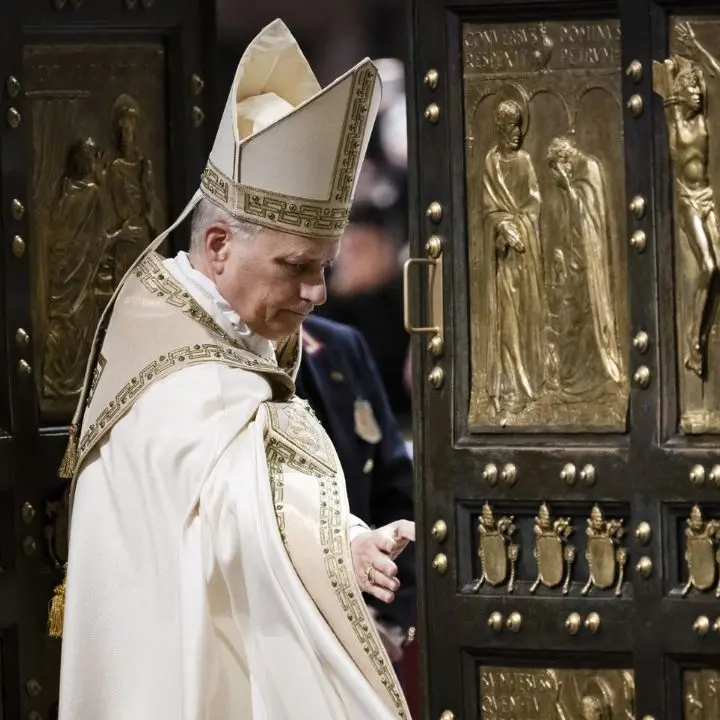 Finisce il Giubileo 2025, Papa Leone:\u00A0«Si chiude questa Porta Santa, ma non si chiude la porta della clemenza»\n\n\n
