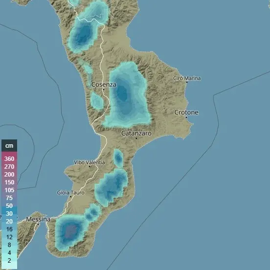 Meteo Cosenza, dal pomeriggio probabili fiocchi di neve fino ai 600 metri. Venti forti sulla costa\n