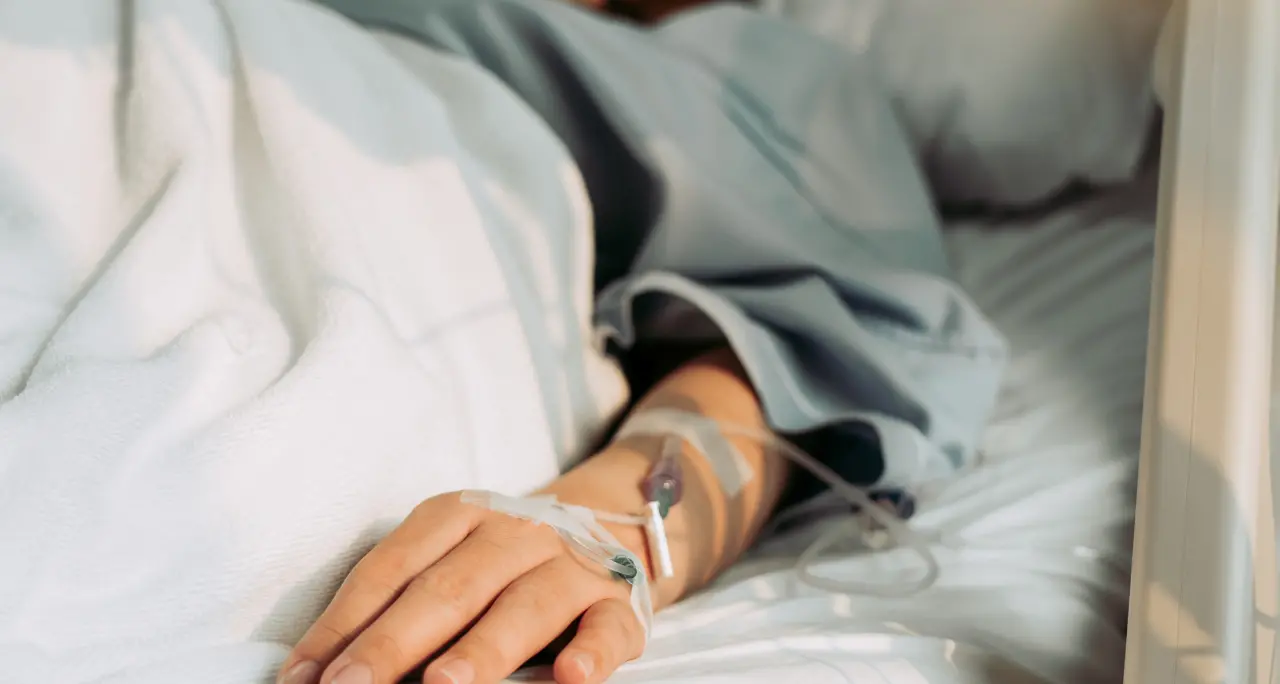 Influenza, boom di accessi negli ospedali calabresi: pronto soccorso affollati e picco atteso per metà mese\n