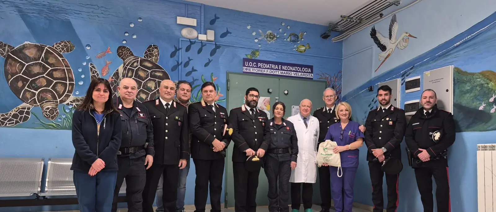 Epifania tra corsie e solidarietà, i Carabinieri Forestali portano speranza e natura negli ospedali pediatrici del Sud\n