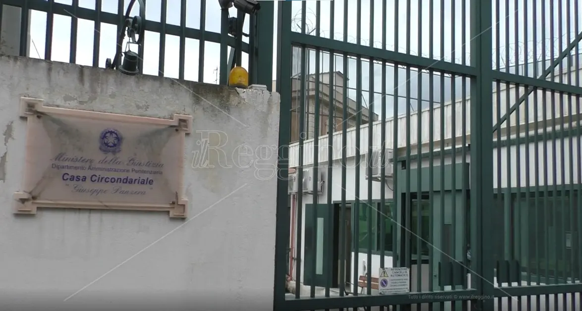 Reggio, continuità e nuova linfa per la sartoria del carcere Panzera: avviato l’iter per assumere un nuovo capo d’arte\n