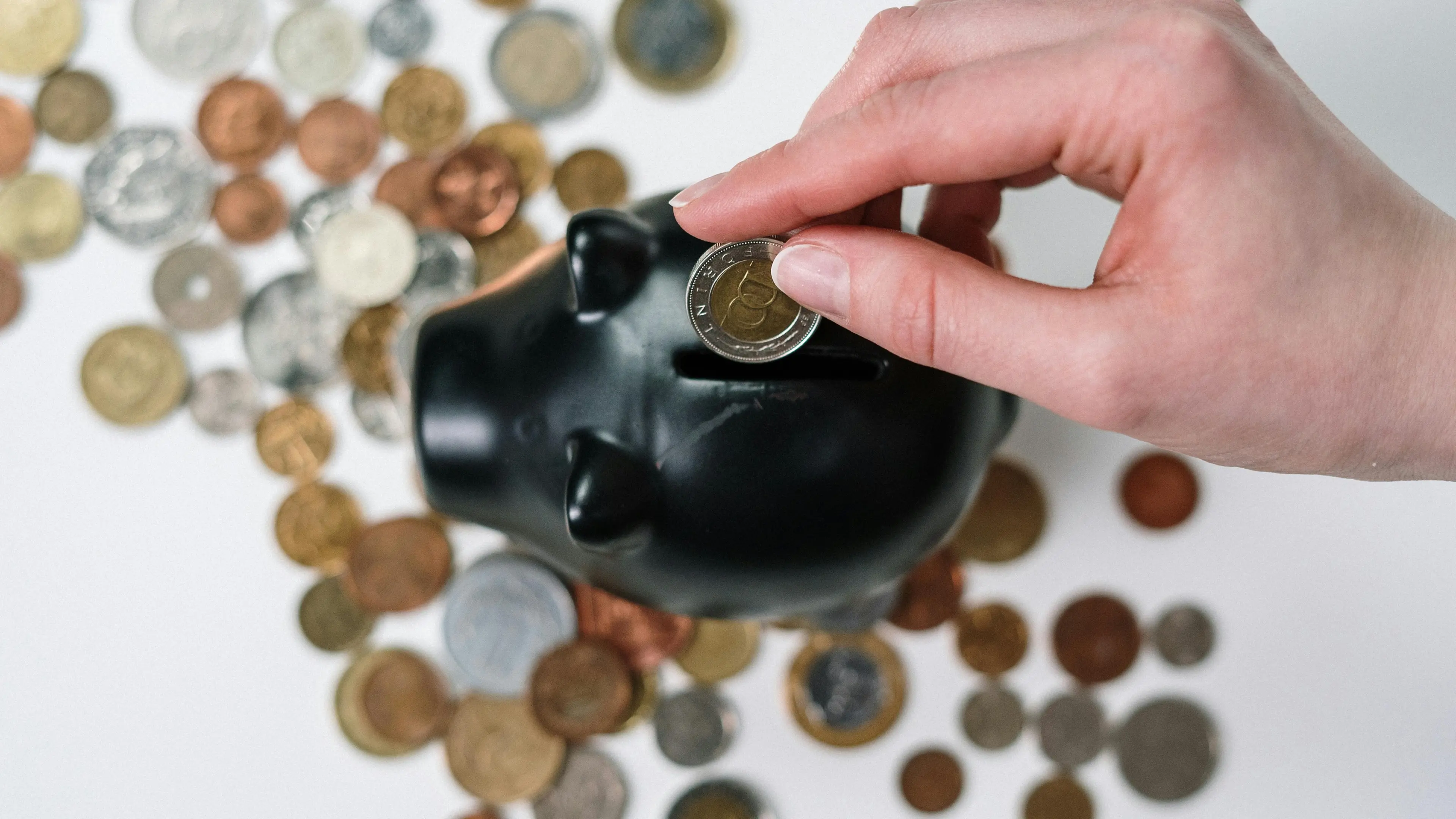 Il mini-vitalizio e la buonuscita, in Calabria per i consiglieri regionali privilegi da capogiro: con 7.200 euro ne guadagnano 20mila\n