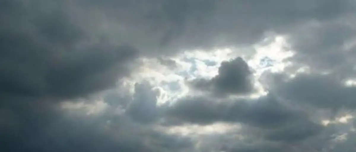 Il Meteo a Reggio Calabria, oggi cieli molto nuvolosi, con deboli piogge\n