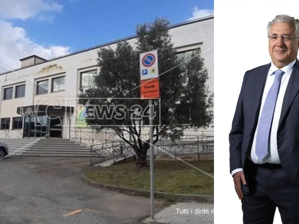 Lamezia Terme, audio choc e accuse incrociate: è scontro politico sul sindaco Murone