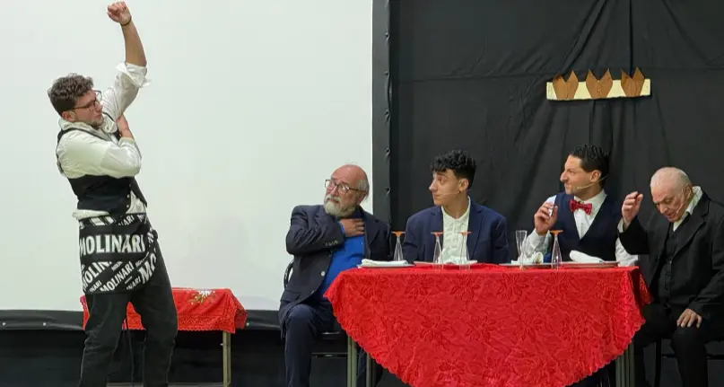 “Proietti…amo Mandrakate”: al teatro di San Bruno un emozionante omaggio a Gigi Proietti\n