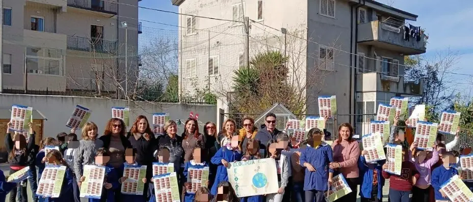 Rifiuti come risorsa: a Vibo gli alunni protagonisti di iniziative di educazione ambientale\n