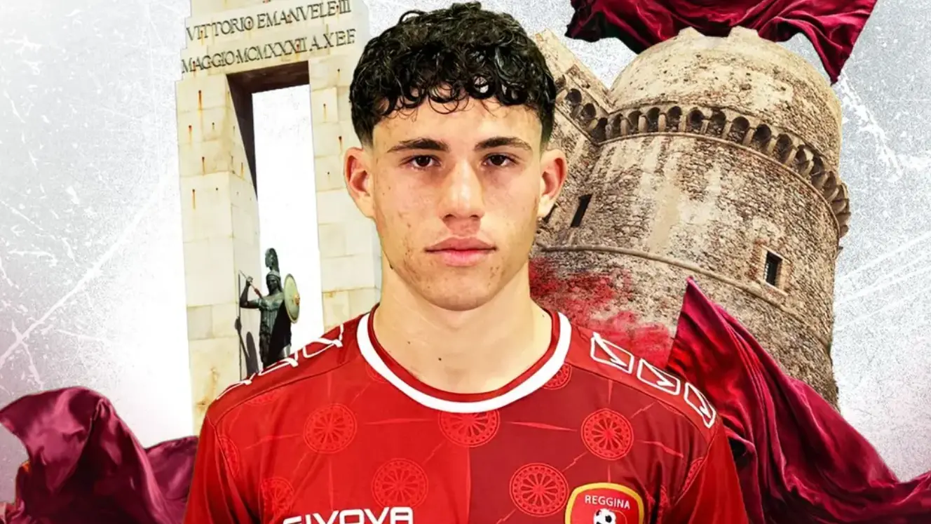 Reggina,\u00A0Francesco Gatto ceduto al Catanzaro\n