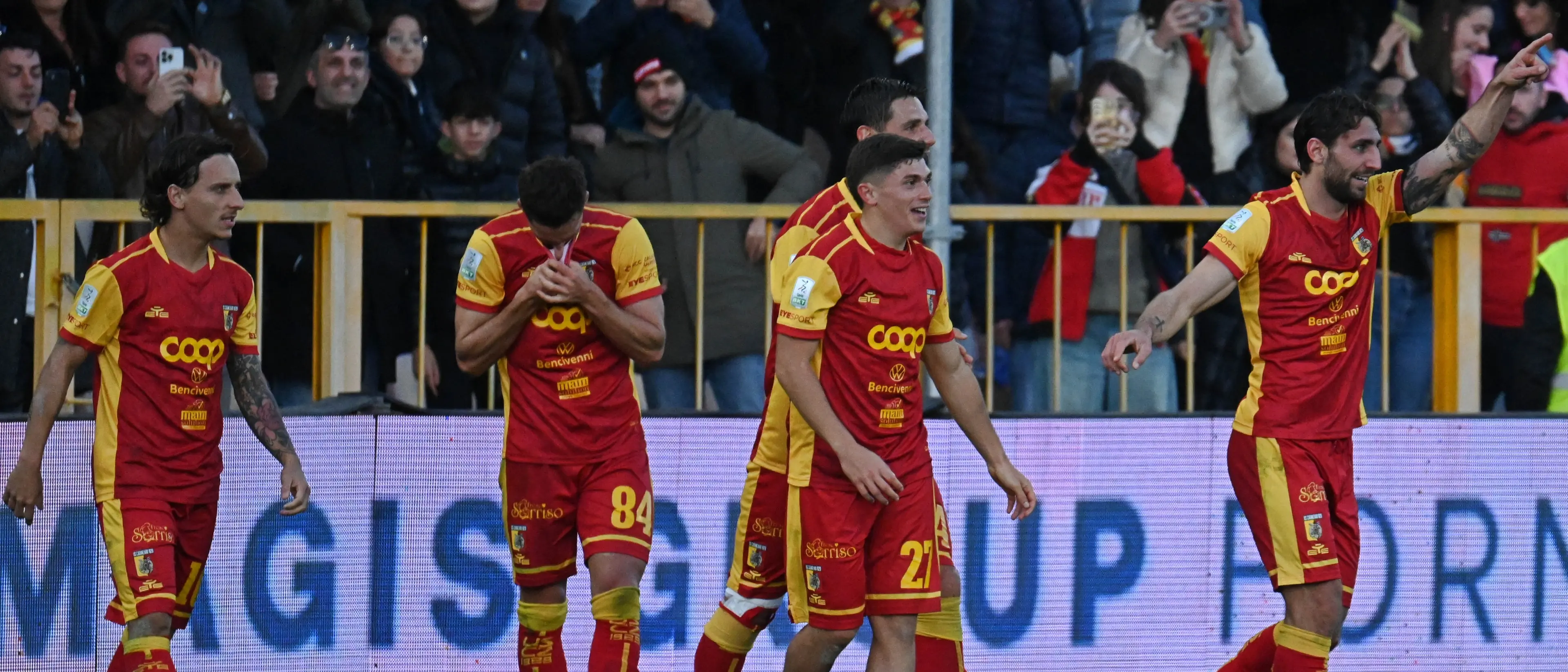 Verso Frosinone-Catanzaro, tra mercato e assenze: banco di prova per Aquilani\n