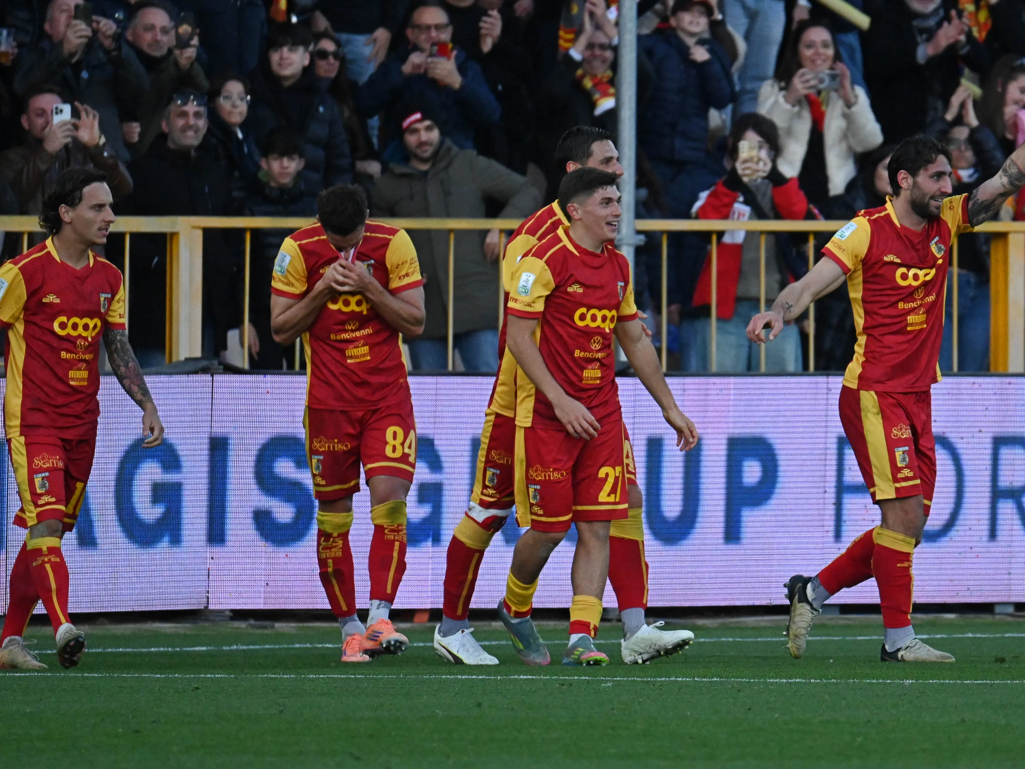 Verso Frosinone-Catanzaro, tra mercato e assenze: banco di prova per Aquilani