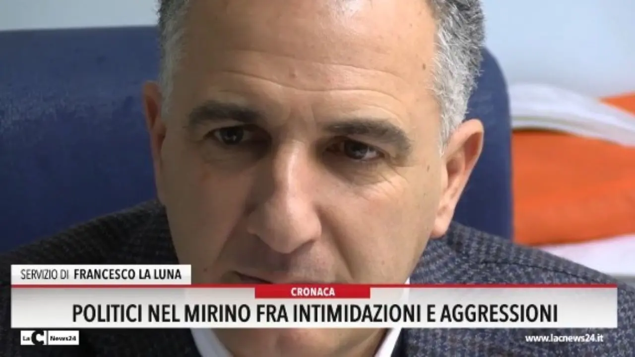 Politici nel mirino fra intimidazioni e aggressioni