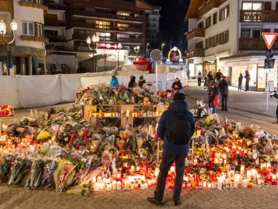 Strage di Crans-Montana, nuovo interrogatorio per i proprietari del locale Jacques e Jessica Moretti