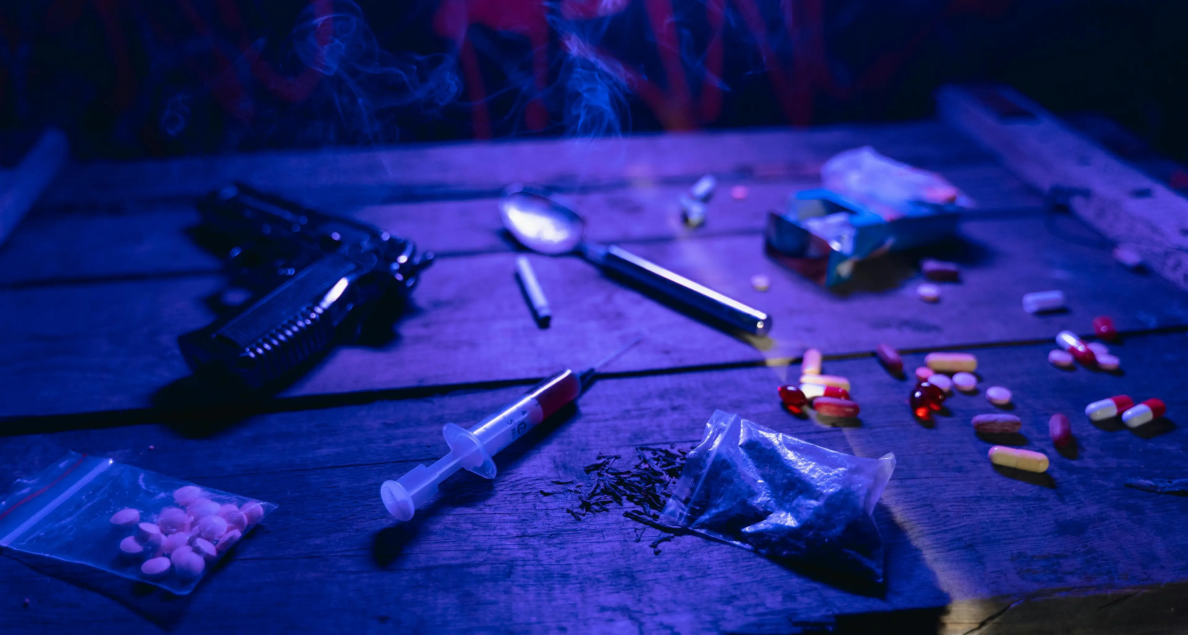 Droga in Calabria, dati shock: la prima volta a 12 anni, boom di cocaina e l’ombra del fentanyl\n