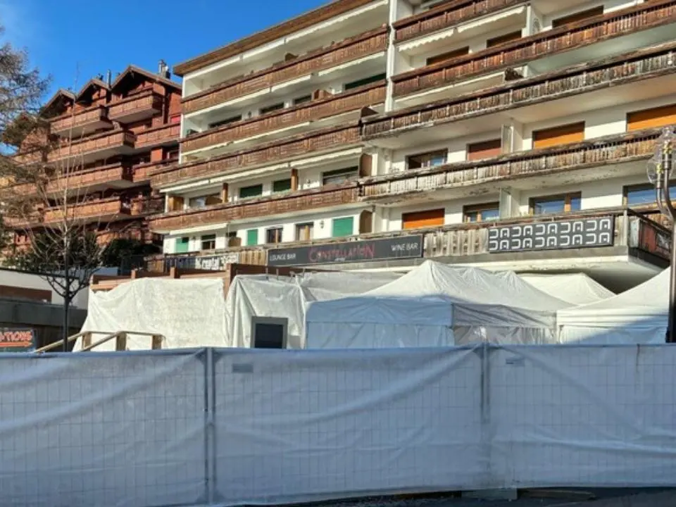 Crans-Montana, la Procura di Roma apre un'inchiesta sulla strage di Capodanno