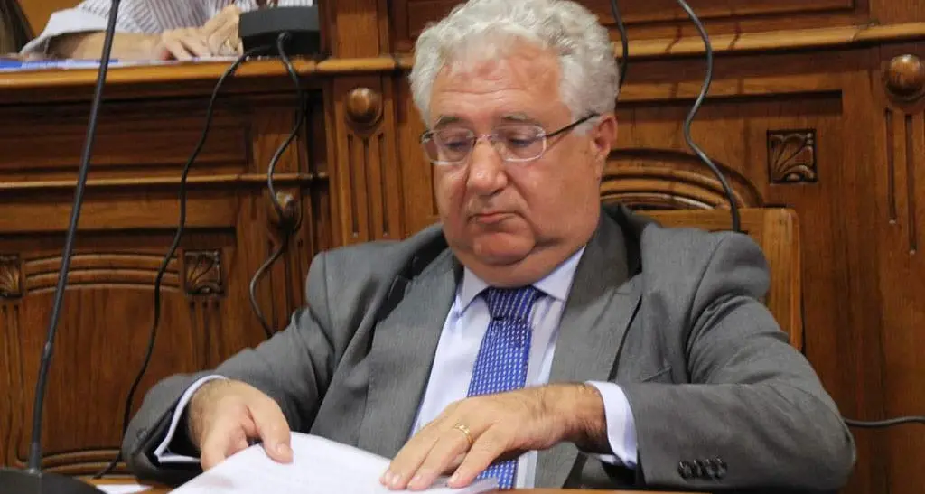 Lamezia, Murone risponde all’audio virale: «L’espressione in chat era bonaria e ironica, strumentalizzata politicamente»\n
