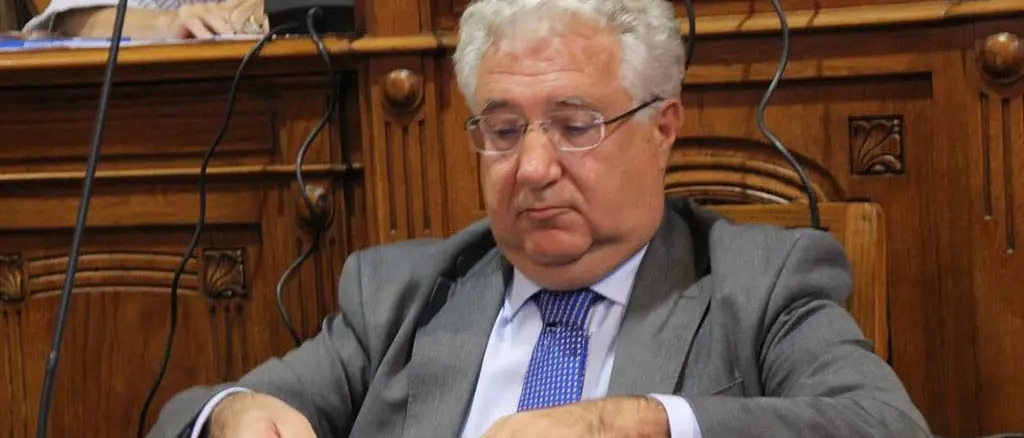 Lamezia, Murone risponde all’audio virale: «L’espressione in chat era bonaria e ironica, strumentalizzata politicamente»\n