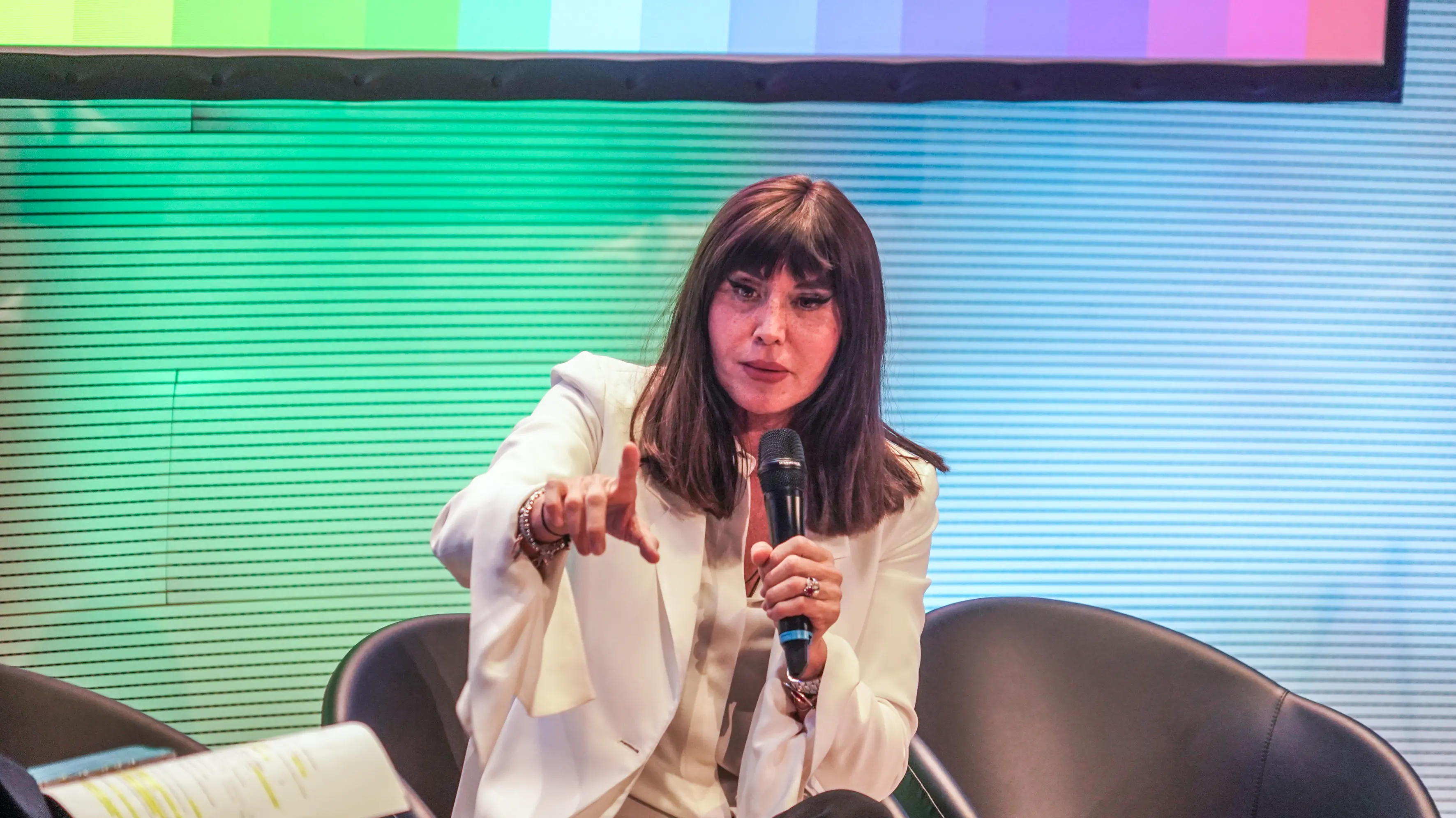 <p>La ministra Bernini</p>\\n , EMADECA