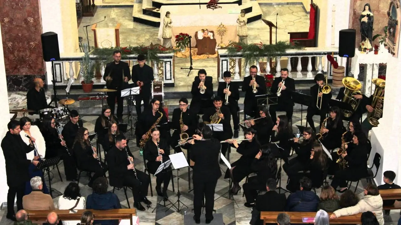 Grande successo per il Concerto di Natale del Corpo Bandistico Città di Cirò\n
