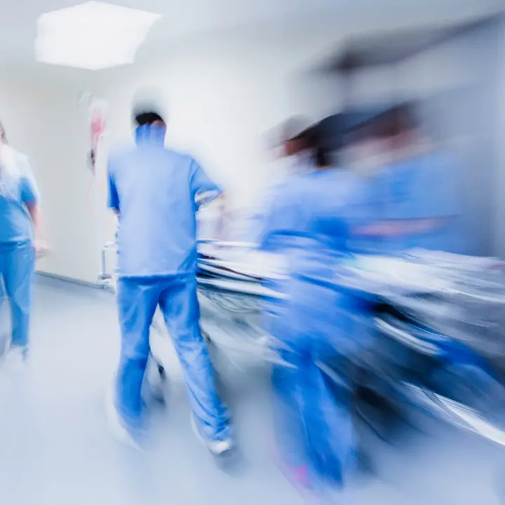 Troppi accessi per l’influenza, all’ospedale di Catanzaro\u00A0stop ai ricoveri ordinari fino al 13 gennaio\n