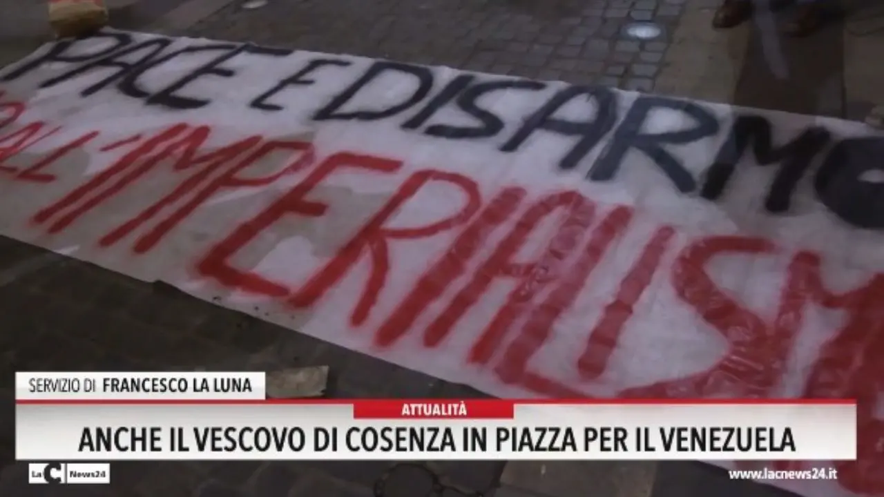 Anche il vescovo di Cosenza in piazza per il Venezuela