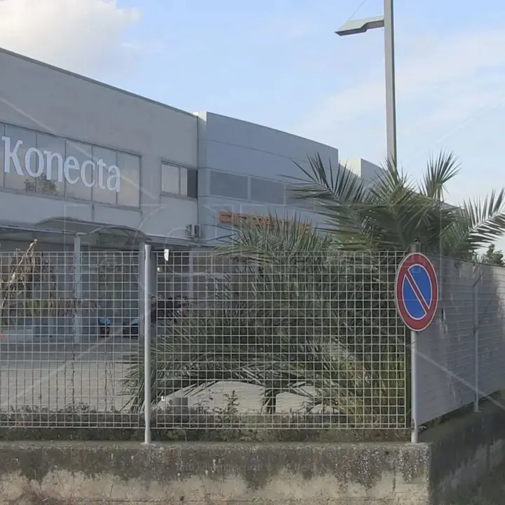 Rende, 142 lavoratori difendono il Gruppo Konecta: «Basta delegittimazione»