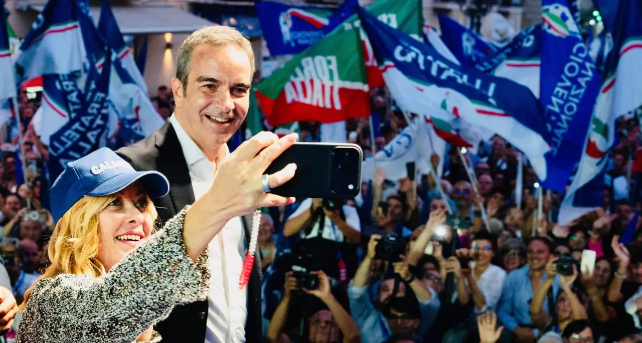 Forza Italia, Meloni promuove Tajani (e “boccia” Occhiuto): «Ha fatto un lavoro meraviglioso nel dopo-Berlusconi»\n