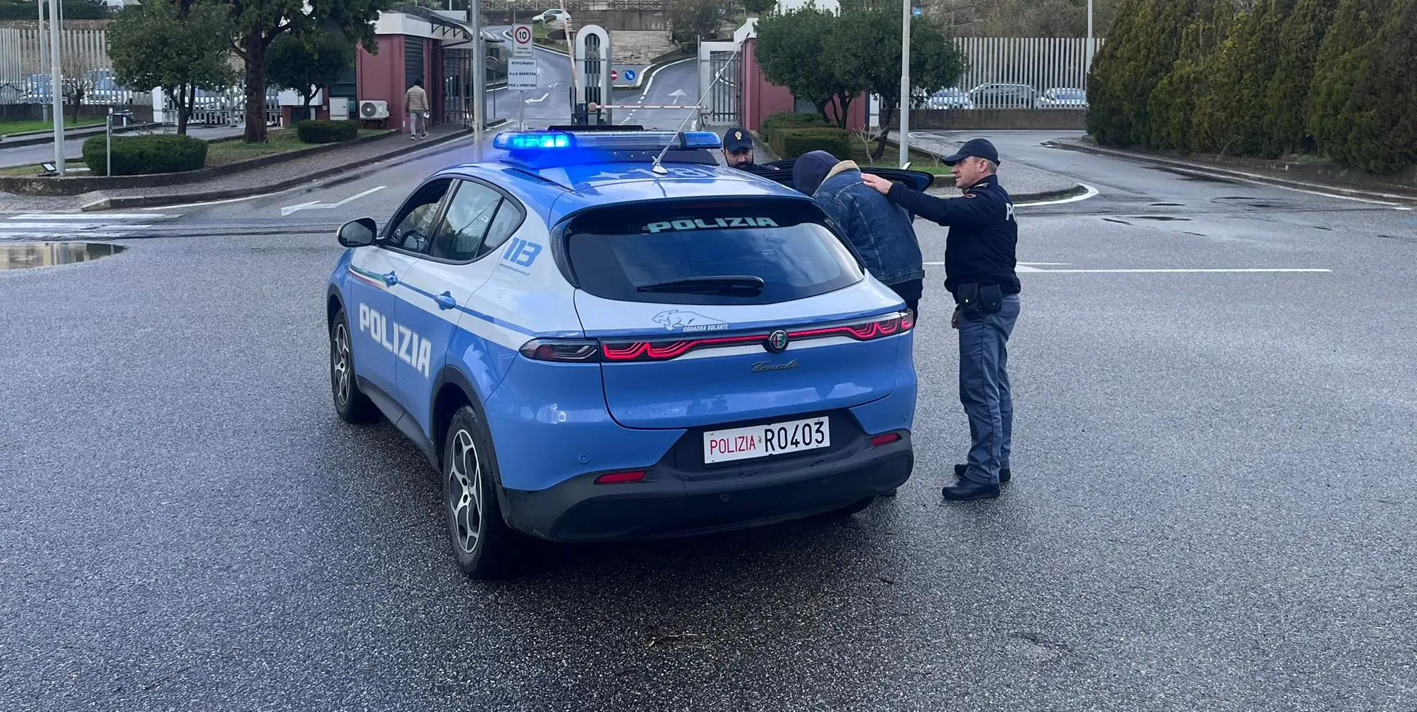 Catanzaro, pericoloso per l’ordine e la sicurezza pubblica: cittadino straniero sarà rimpatriato\n