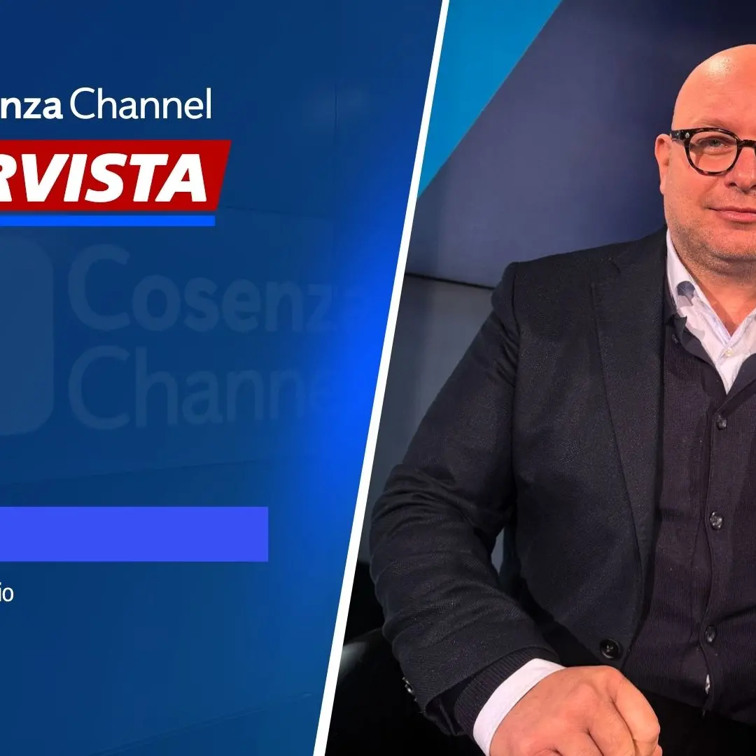 Cosenza Calcio, il cartone della discordia e il silenzio che fa rumore: parla Folino | VIDEO\n