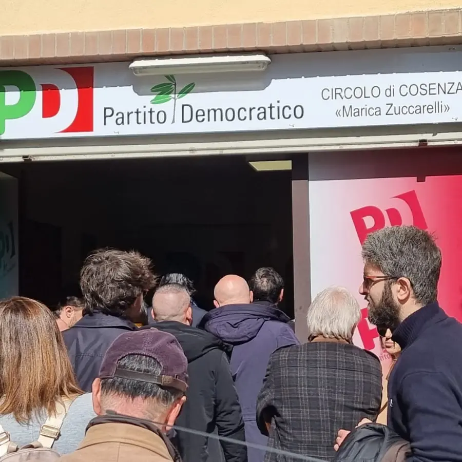 Mentre Occhiuto governa le faide interne squassano gli avversari: il caos rischia di lasciare macerie\u00A0nel Pd di Cosenza\n