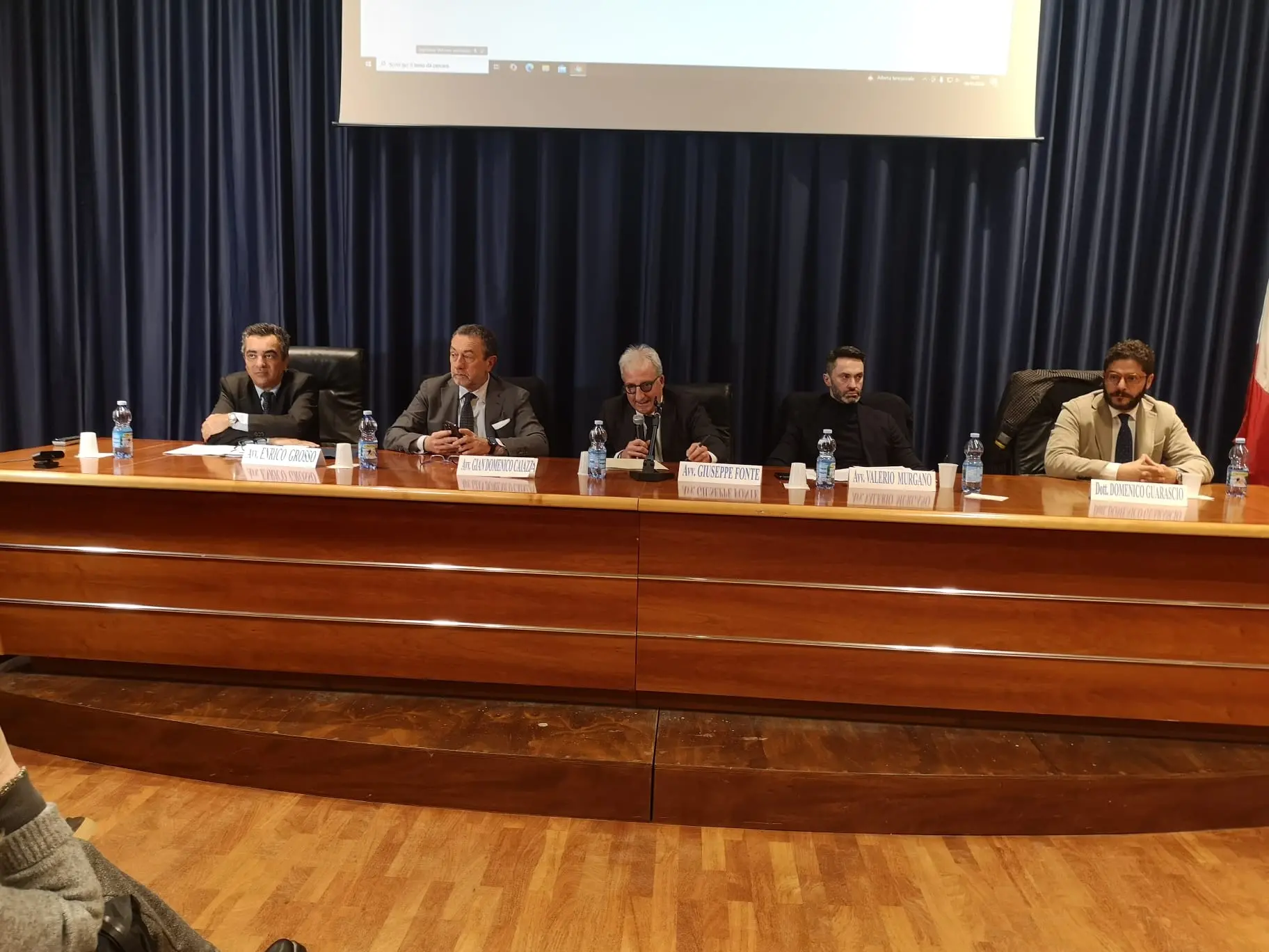 Viceministro Sisto a presidente Comitato NO Grasso: «Cancellate subito quei cartelli vergognosi»