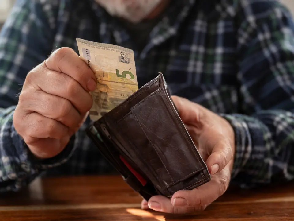 Pensioni di invalidità, Calabria al primo posto in Italia: a riceverla il 13% della popolazione, Reggio in testa