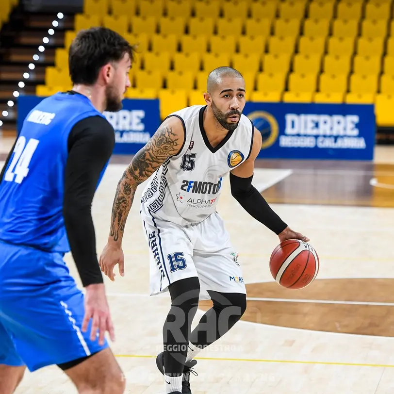 Dierre Basket Reggio, Elias Donati torna a casa: «Mi sono mancati questo palasport e questa città»\n