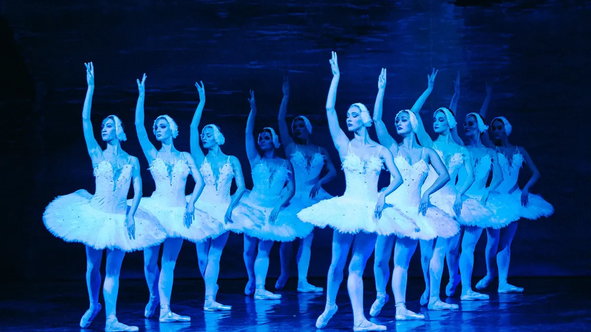 Reggio, al teatro Cilea l’incanto de Il Lago dei Cigni\n