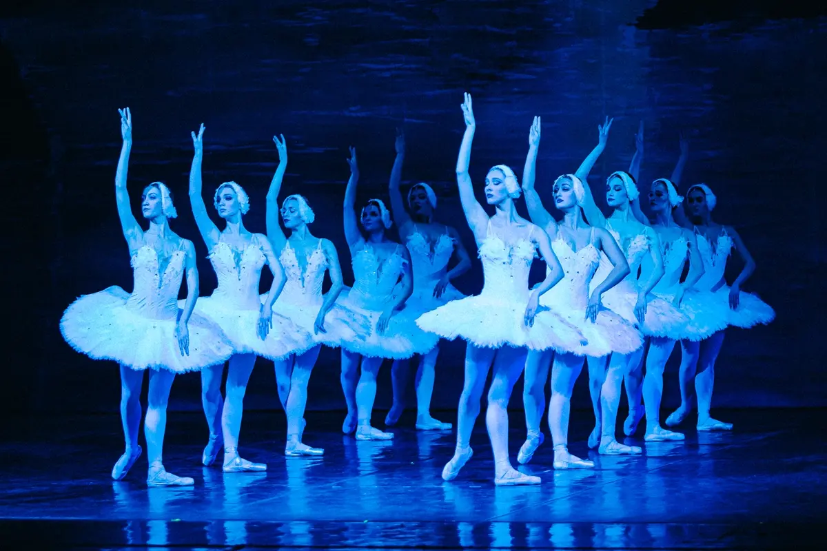 Reggio, al teatro Cilea l’incanto de Il Lago dei Cigni\n