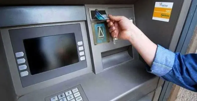 Assalto al bancomat della Bcc di Vallefiorita, portata via la cassa