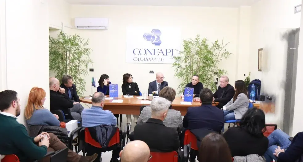 Confapi apre le porte al network LaC:\u00A0«Impresa e informazione insieme per sostenere la Calabria che lavora e innova»\n