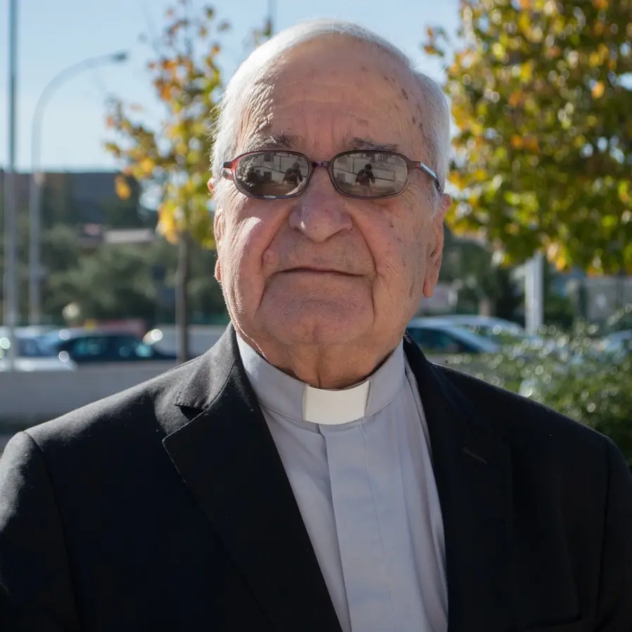 Addio a Monsignor Carmine Scaravaglione: la Diocesi di Cassano piange il suo storico presbitero\n