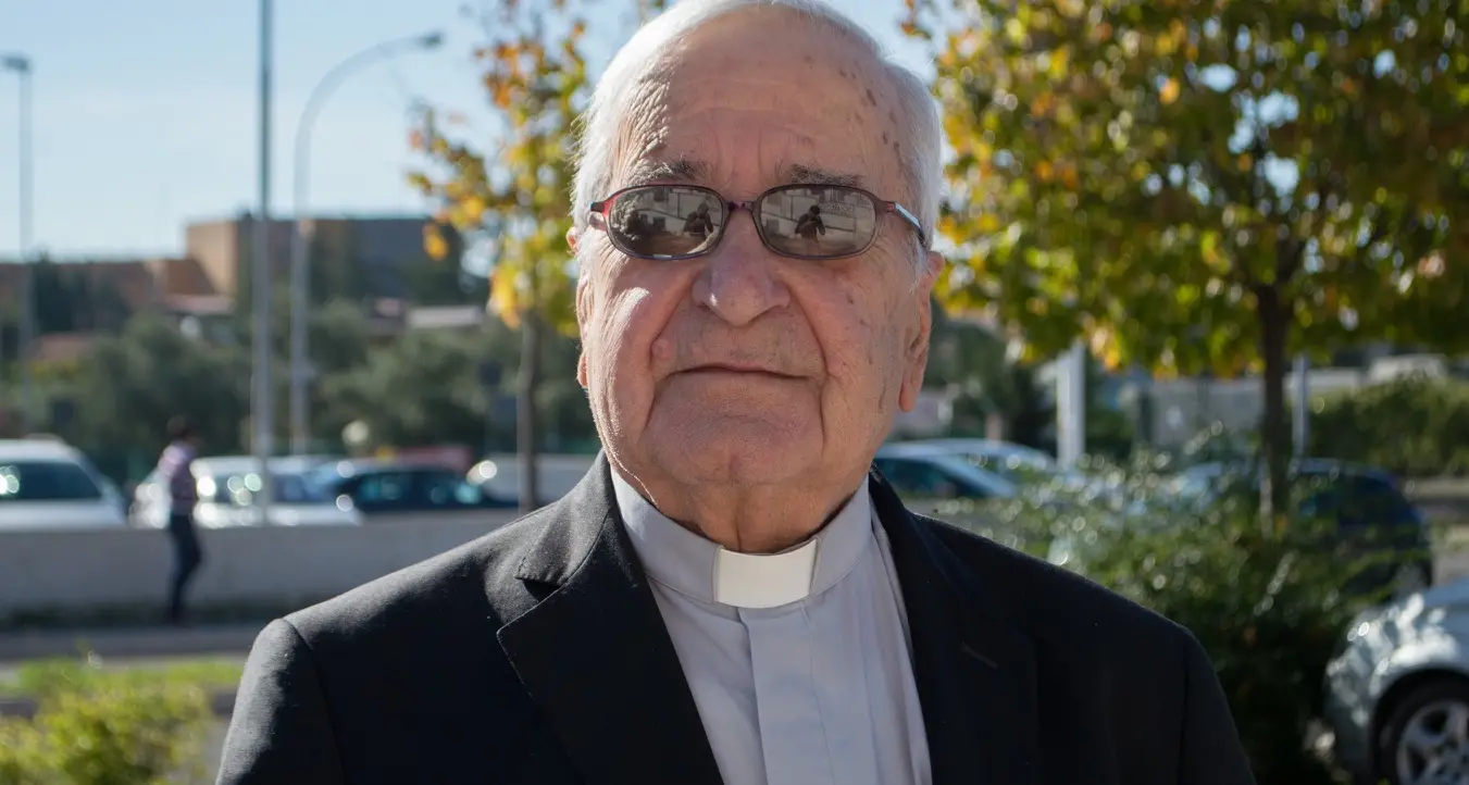 Addio a Monsignor Carmine Scaravaglione: la Diocesi di Cassano piange il suo storico presbitero\n