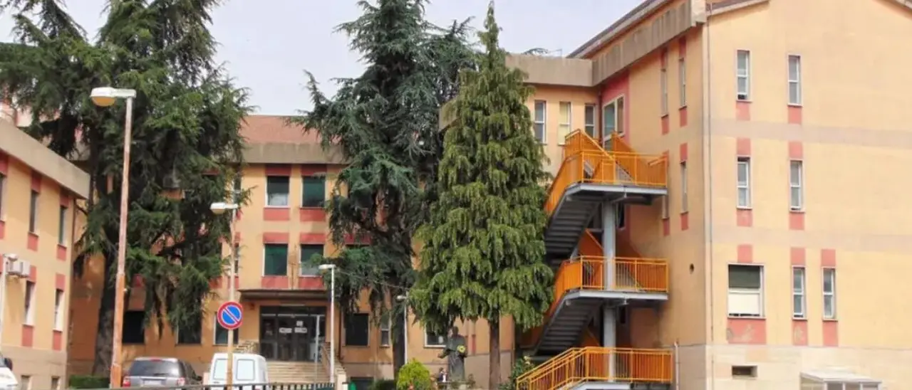 Ospedale di San Giovanni in Fiore, anestesisti in emergenza: metà lavora con\u00A0il contratto scaduto\n
