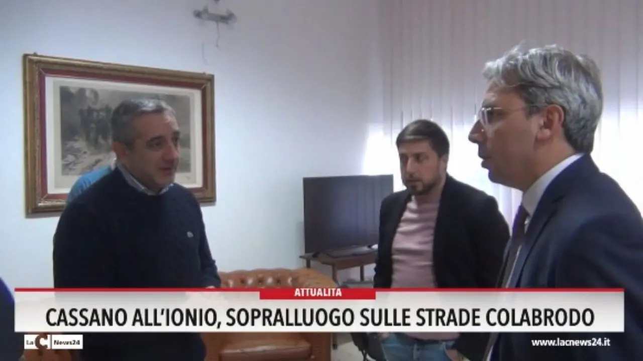 Cassano all'Ionio, sopralluogo sulle strade colabrodo