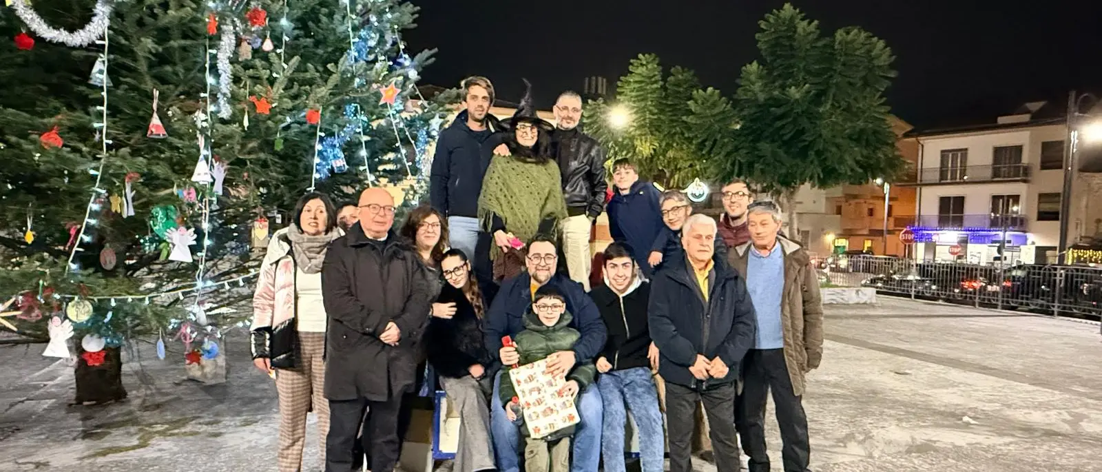 Campo Calabro, la Befana della Congrega trasforma la piazza in un luogo di festa e comunità\n