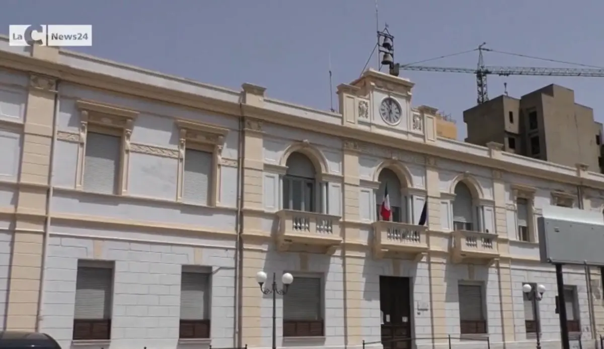 Villa San Giovanni, Siclari (FI): «La maggioranza si autocelebra, ma la restituzione delle deleghe apre una resa dei conti»\n