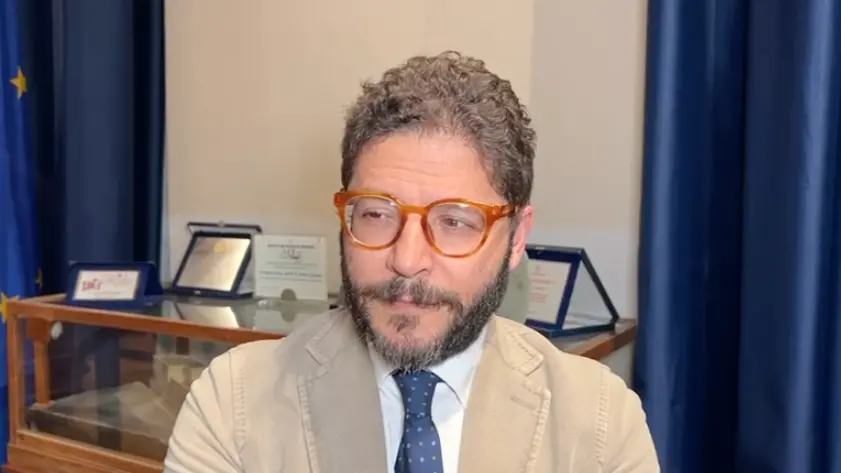 <p>Il procuratore di Crotone Domenico Guarascio</p>\\n