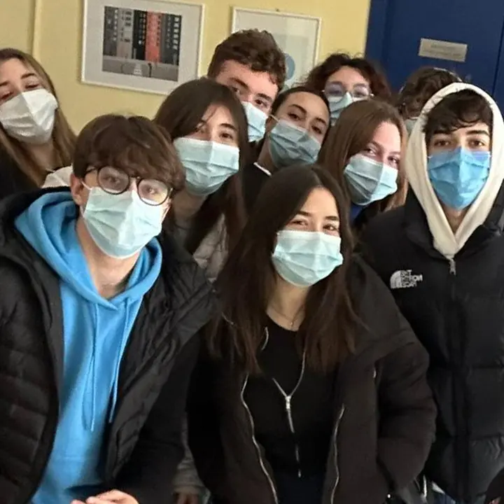 Dal Liceo Telesio di Cosenza ai camici bianchi: record di successi ai test di Medicina\n