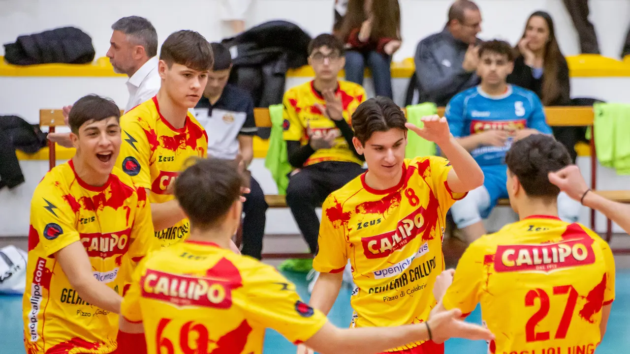 Per la Volley Tonno Callipo\u00A0decima vittoria stagionale al Palavalentia:\u00A03-0 su Santa Teresa Riva\n