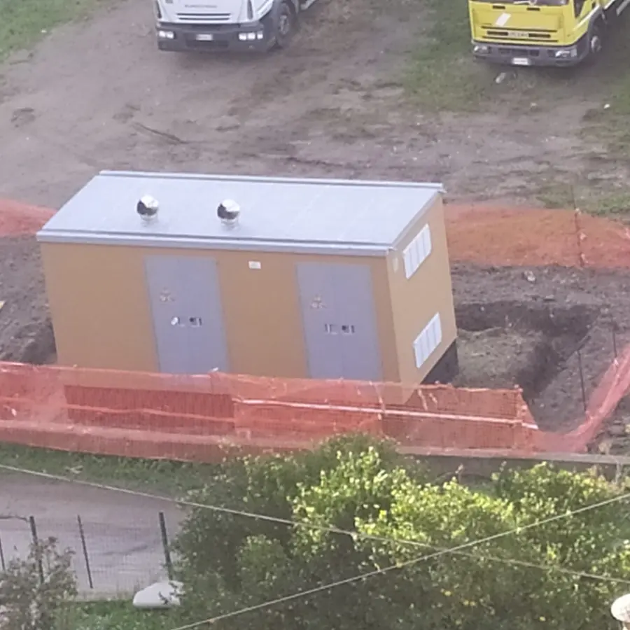 Mosorrofa, il comitato di quartiere segnala: «La cabina elettrica collocata nel posto sbagliato»\u00A0\n