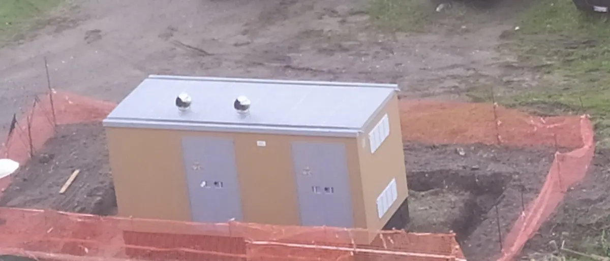 Mosorrofa, il comitato di quartiere segnala: «La cabina elettrica collocata nel posto sbagliato»\u00A0\n