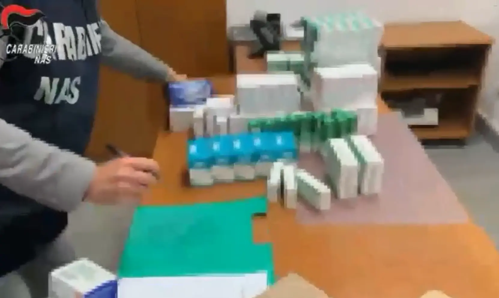 Bombole di ossigeno mai consegnate\u00A0ma fatturate, maxi truffa sui gas medicali nel Reggino: quattro arresti –\u00A0NOMI\u00A0\n